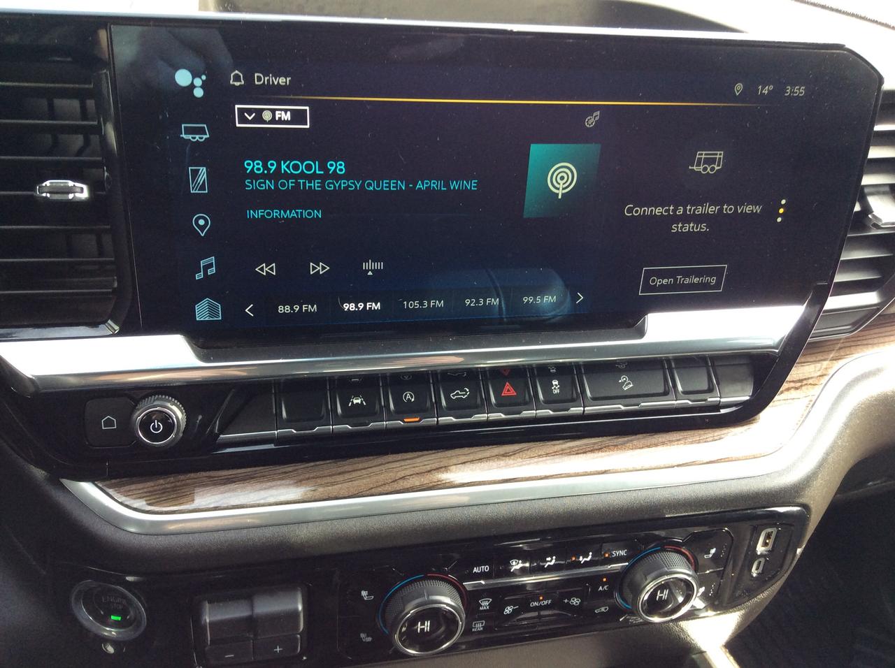 2024 Chevrolet Silverado 1500 RST Photo