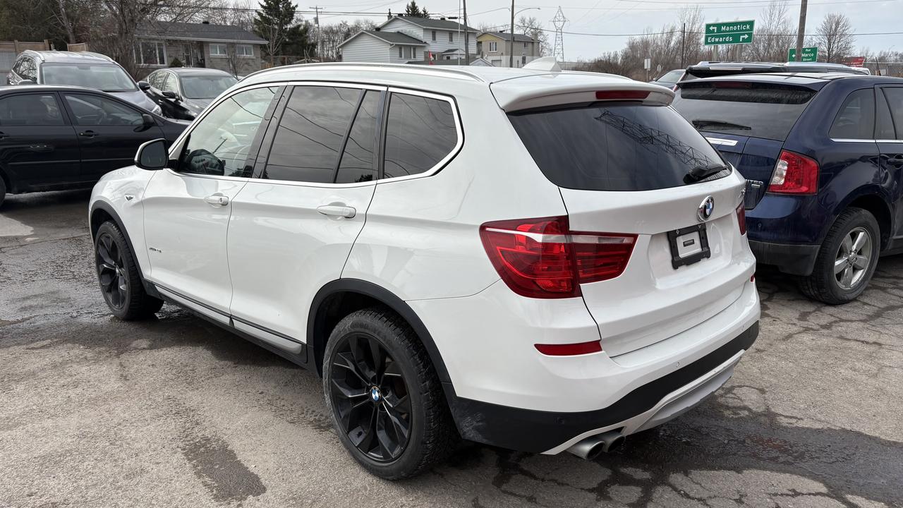 2017 BMW X3 xDrive28i Photo2