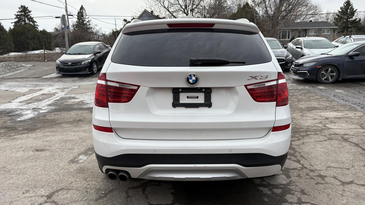 2017 BMW X3 xDrive28i Photo3