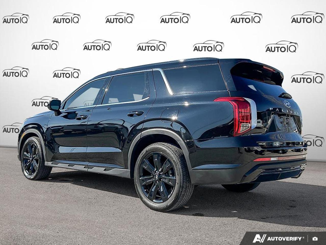 2025 Hyundai PALISADE Urban 7 Passenger 7 PASSENGER | HEATED AND VENTILATED SEATS | NAVIGA Photo