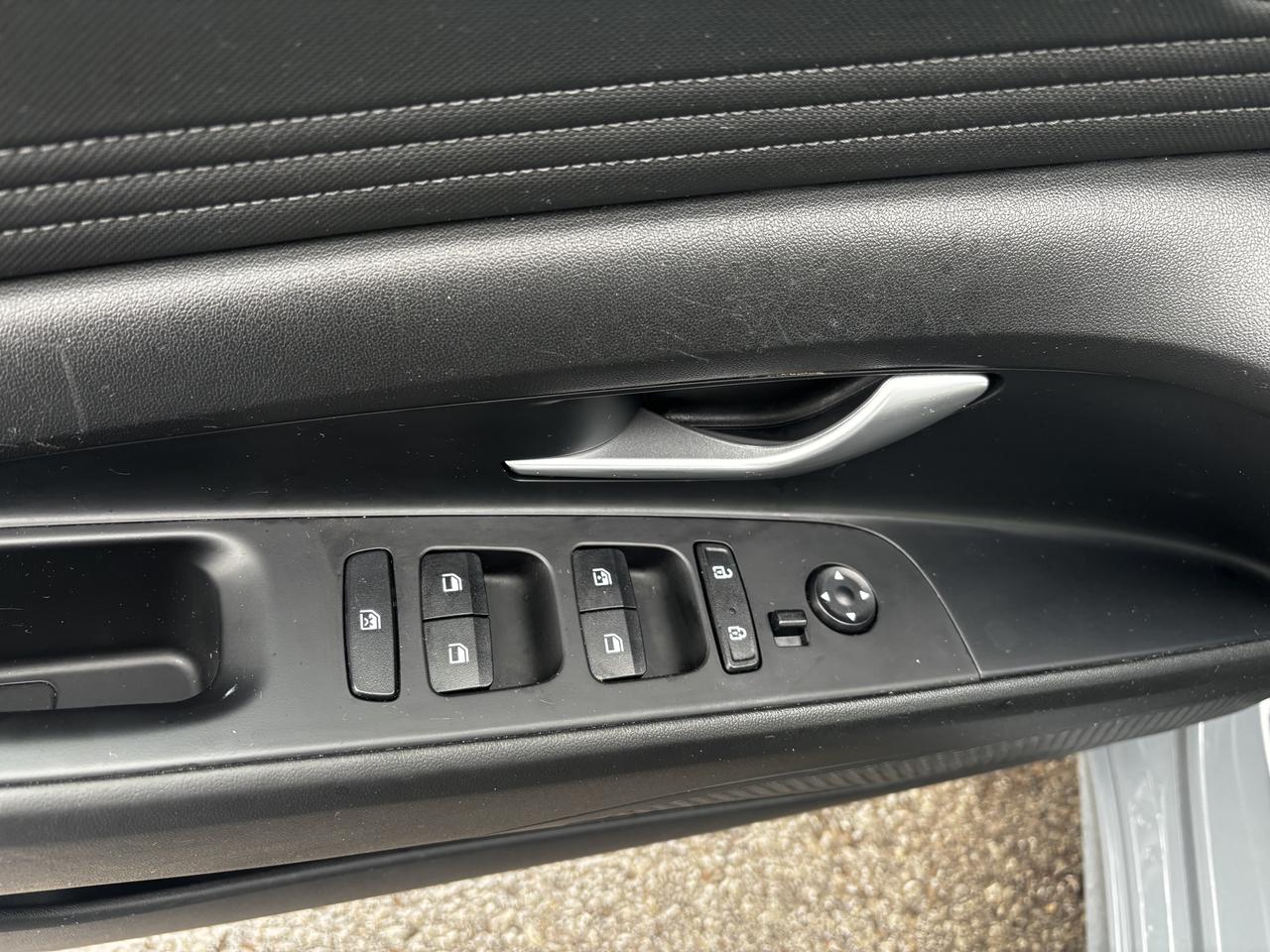 2022 Hyundai Elantra Preferred, Push Button Start, Lane Departure Alert Photo