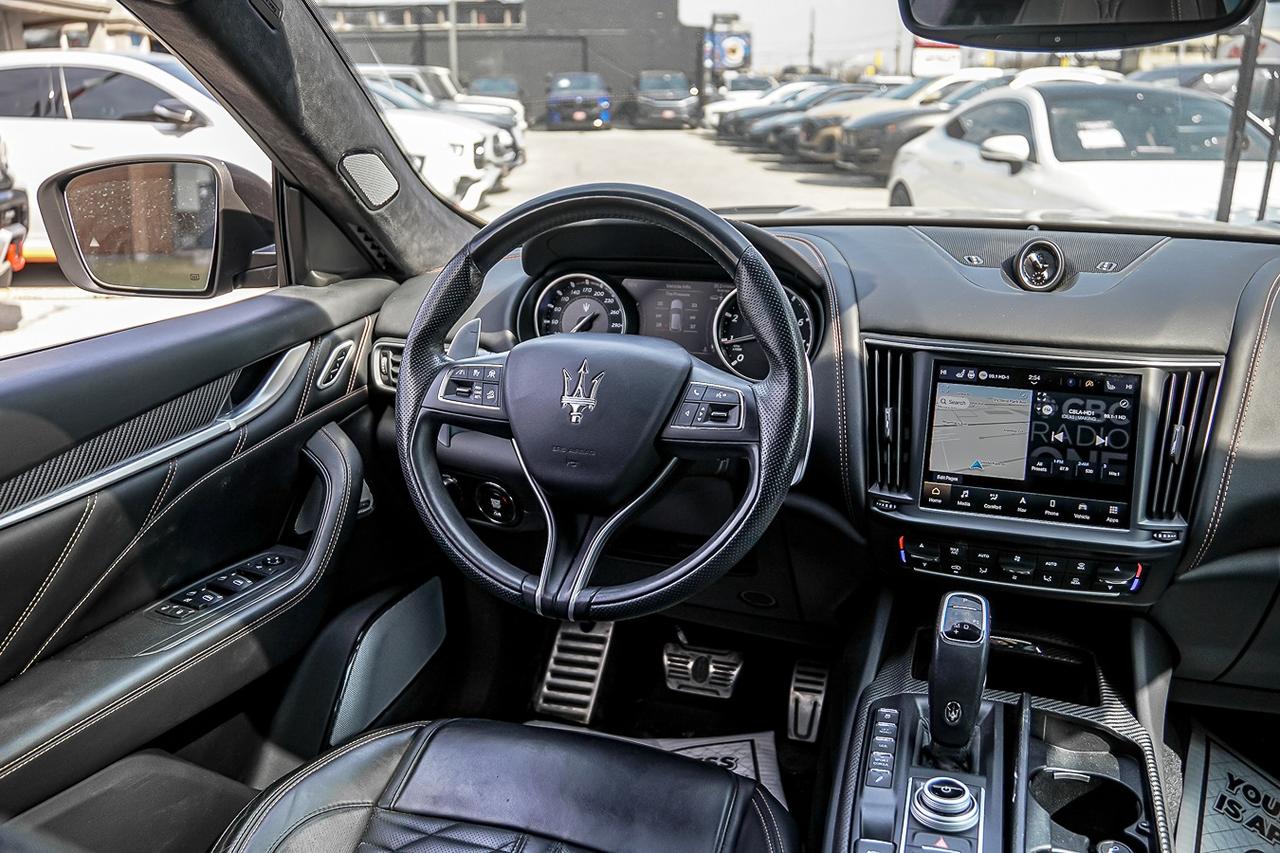 2021 Maserati Levante Trofeo AWD |V8|CARBON PKG|FACTORY FERRARI ENGINE Photo