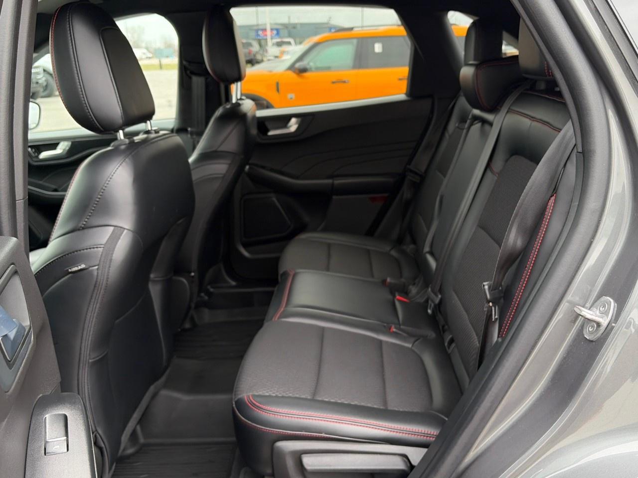 2023 Ford Escape ST-Line AWD Photo