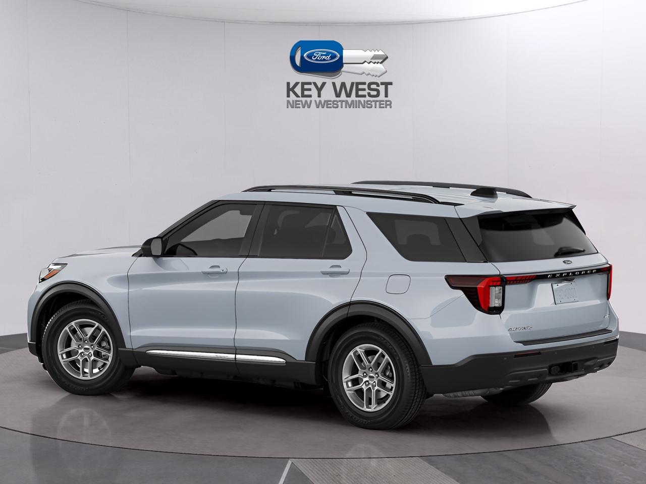 2026 Ford Explorer Active w/200A Pkg 4WD Photo1