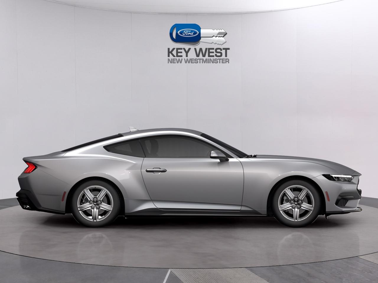 2026 Ford Mustang EcoBoost Fastback Photo2