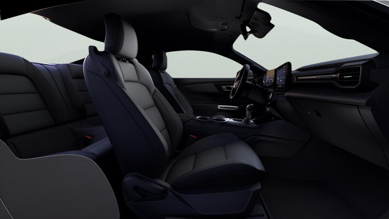2026 Ford Mustang EcoBoost Fastback Photo4