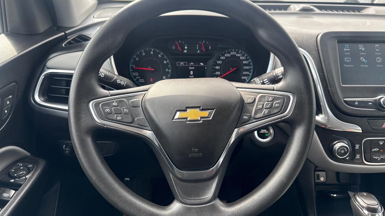 2018 Chevrolet Equinox LS Photo