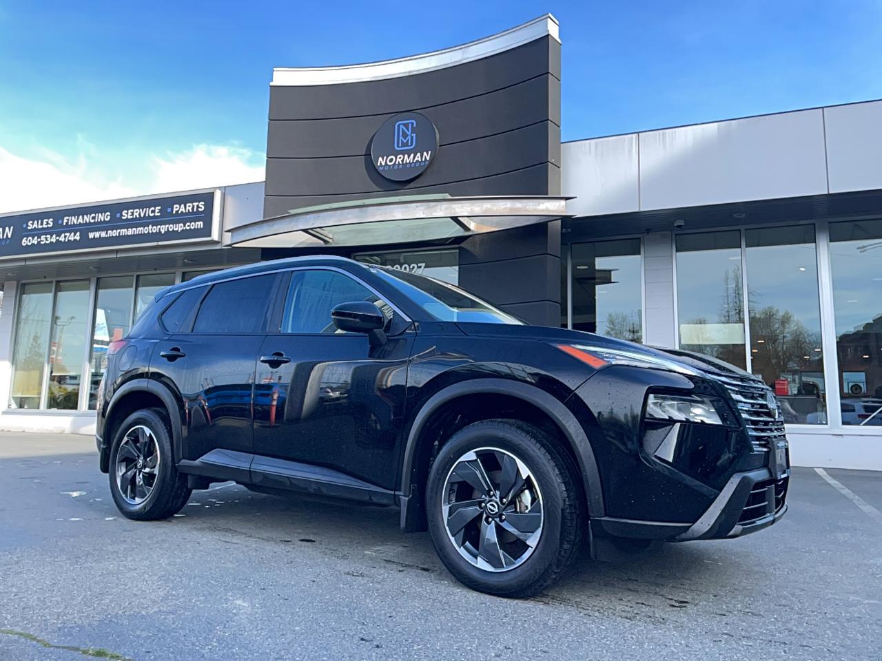 Used 2025 Nissan Rogue SV MOONROOF for sale in Langley, BC