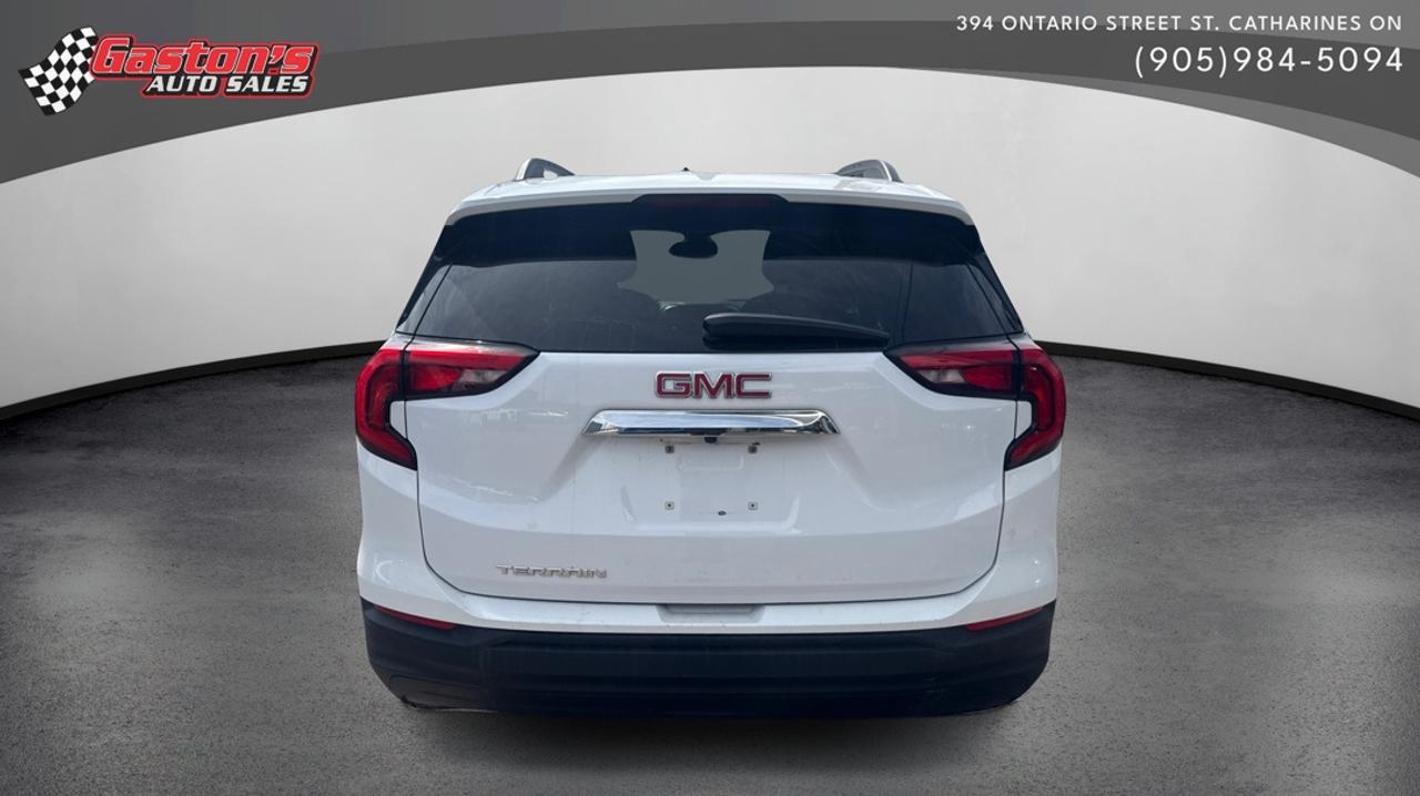 2020 GMC Terrain SLE Photo3