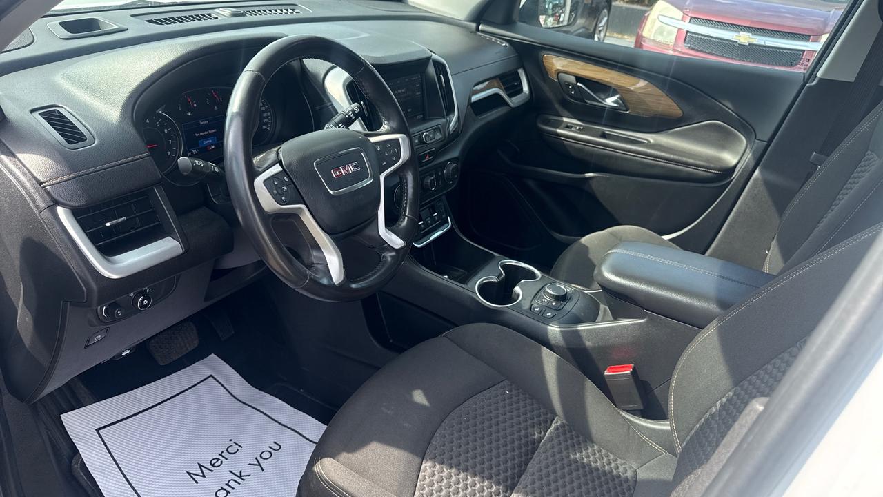 2020 GMC Terrain SLE Photo