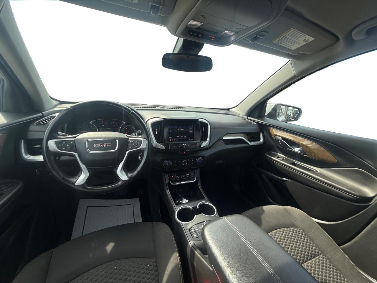 2020 GMC Terrain SLE Photo