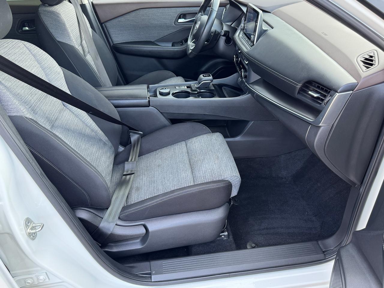 2023 Nissan Rogue SV Moonroof AWD+ONE OWNER+CLEAN CARFAX Photo