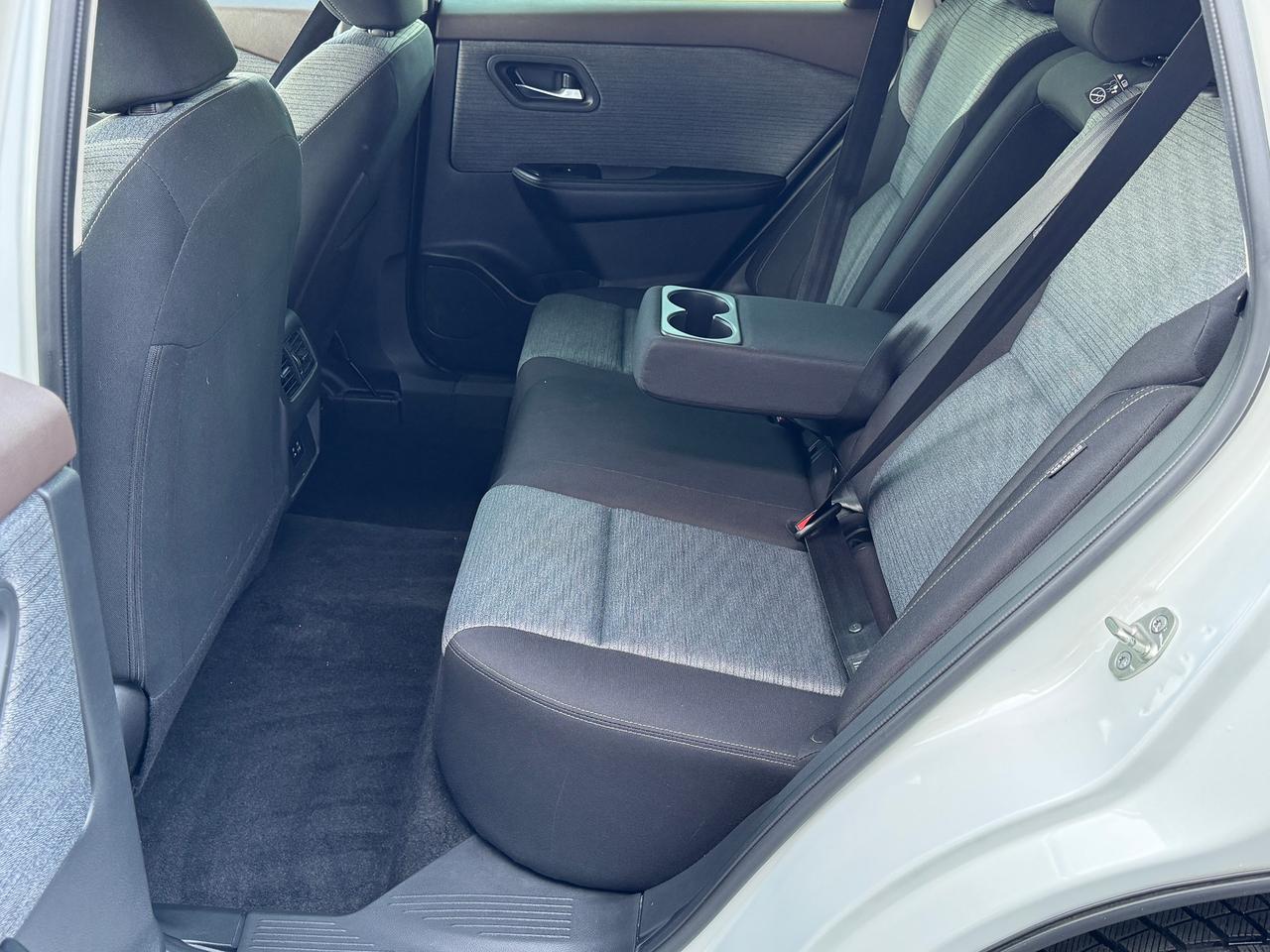 2023 Nissan Rogue SV Moonroof AWD+ONE OWNER+CLEAN CARFAX Photo