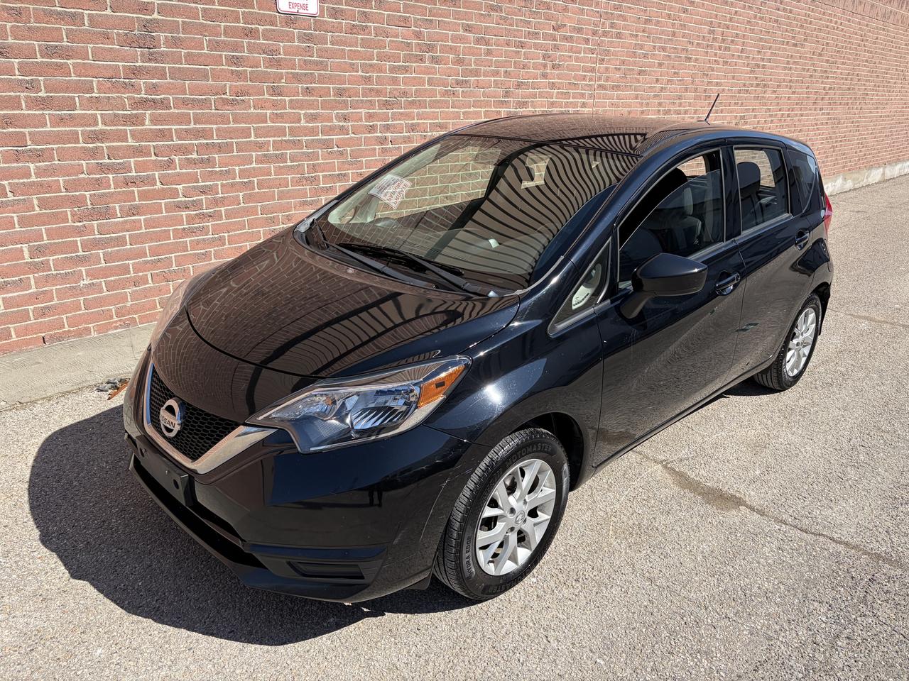 Used 2018 Nissan Versa Note SV for sale in Ajax, ON