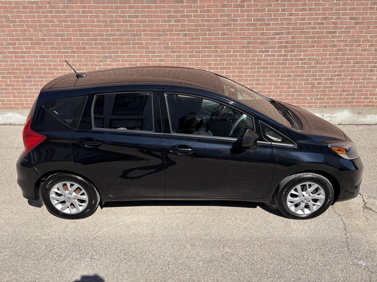 2018 Nissan Versa Note SV Photo