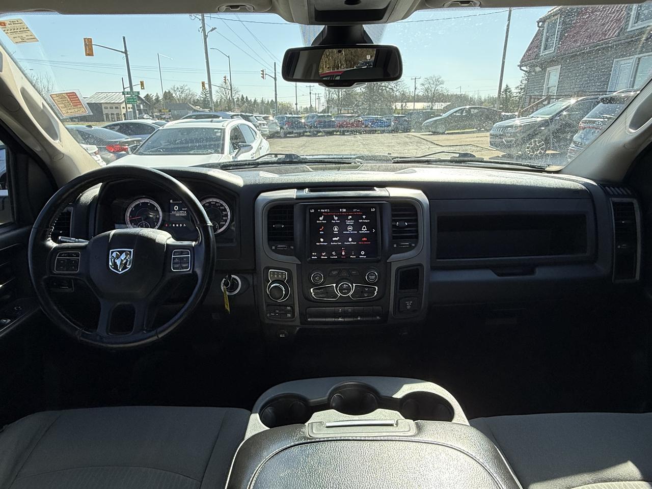 2021 RAM 1500 Classic EXPRESS Photo