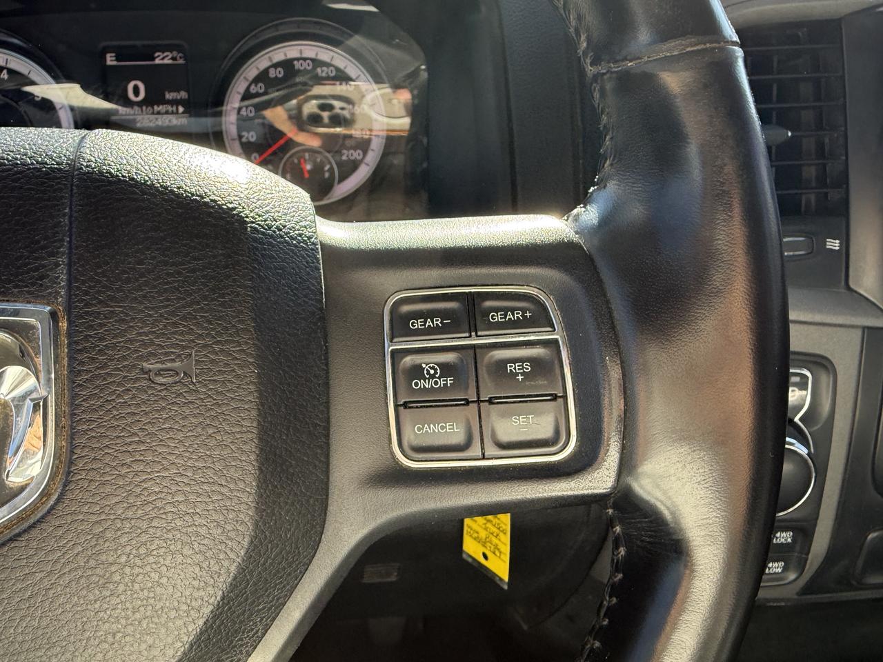 2021 RAM 1500 Classic EXPRESS Photo