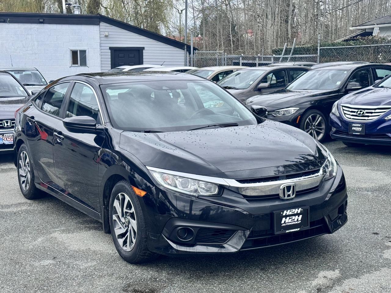2018 Honda Civic FINANCING AVAILABLE Photo3