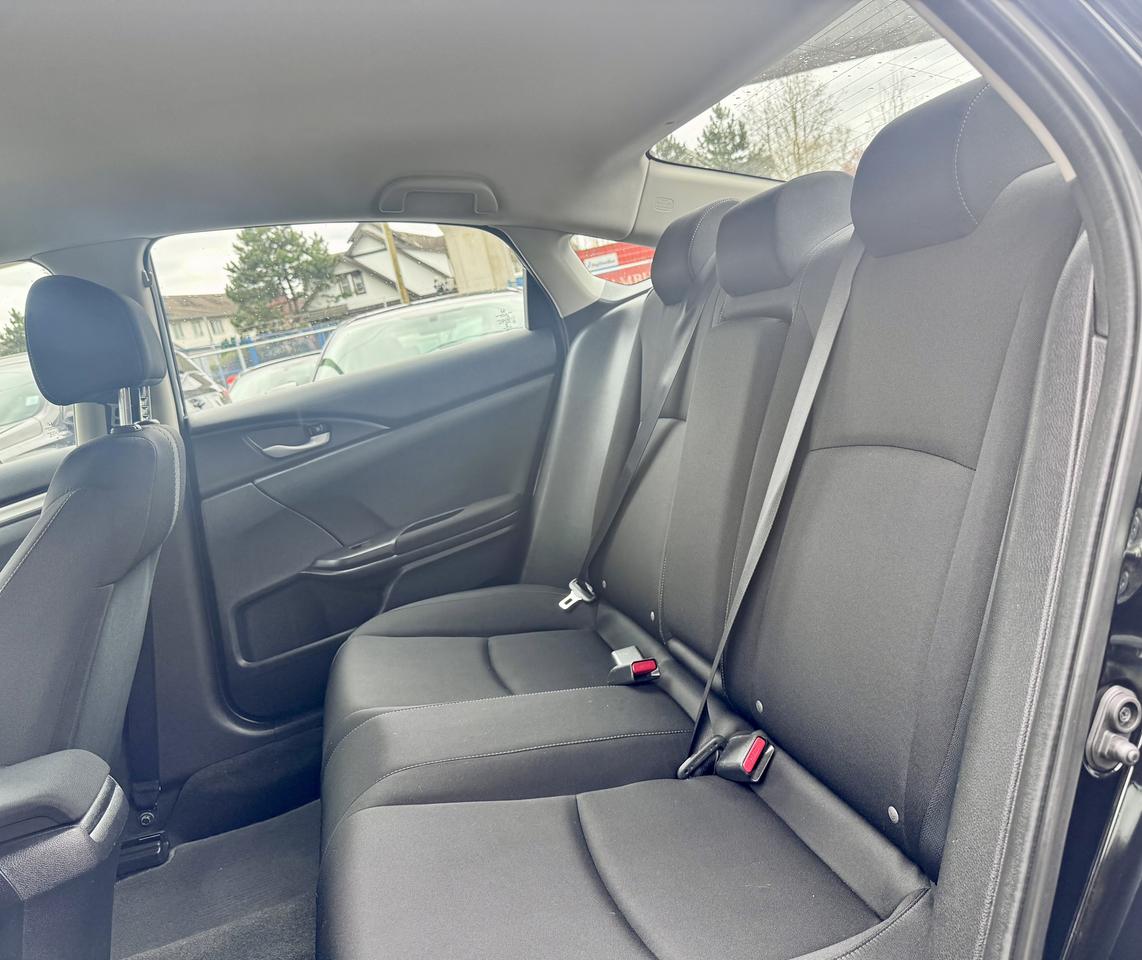 2018 Honda Civic FINANCING AVAILABLE Photo14