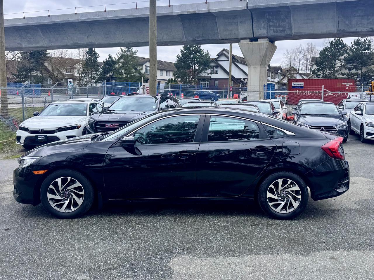 2018 Honda Civic FINANCING AVAILABLE Photo8