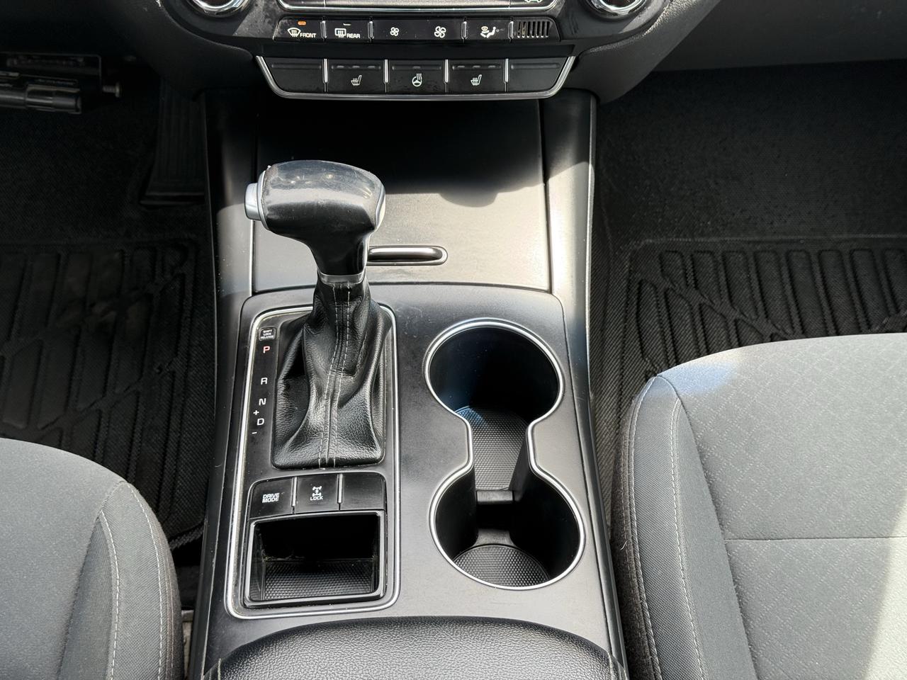 2019 Kia Sorento LX Photo