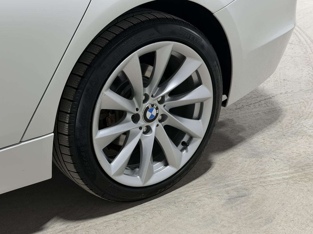 2015 BMW 3 Series 328i xDrive NAVI|SUNROOF|LEATHER Photo