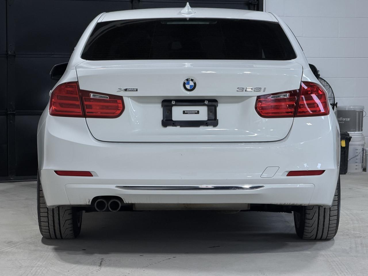 2015 BMW 3 Series 328i xDrive NAVI|SUNROOF|LEATHER Photo