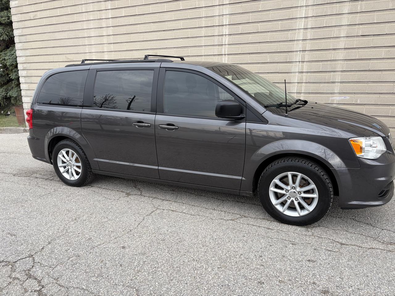 2020 Dodge Grand Caravan SXT, SE Photo