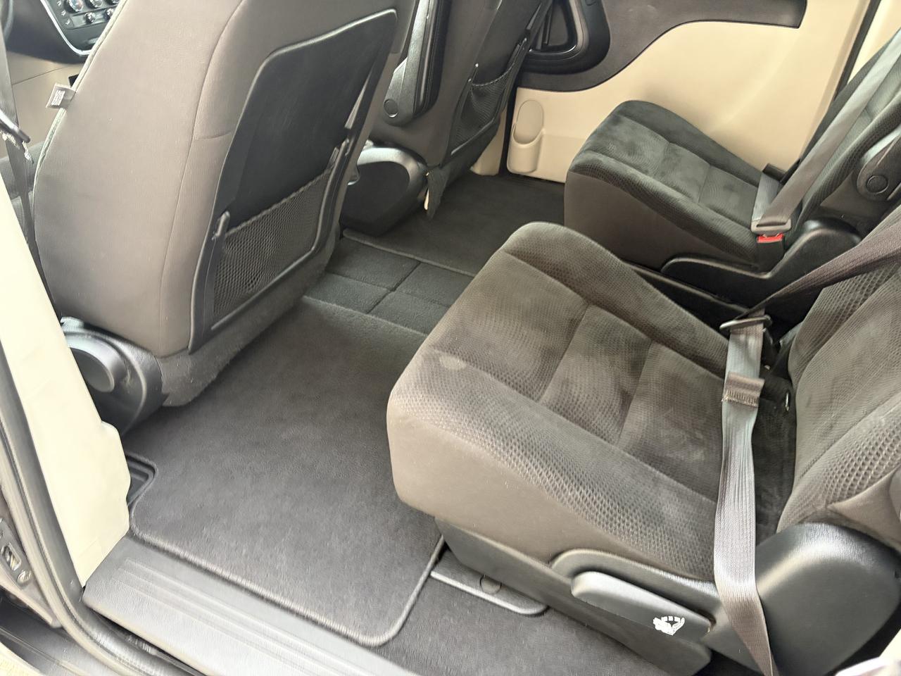 2020 Dodge Grand Caravan SXT, SE Photo