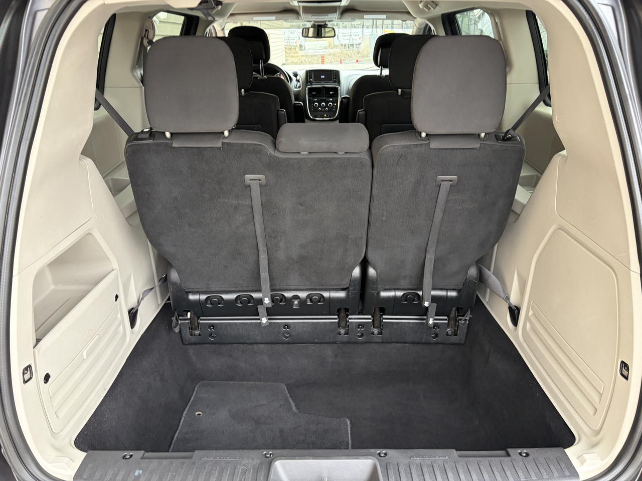 2020 Dodge Grand Caravan SXT, SE Photo