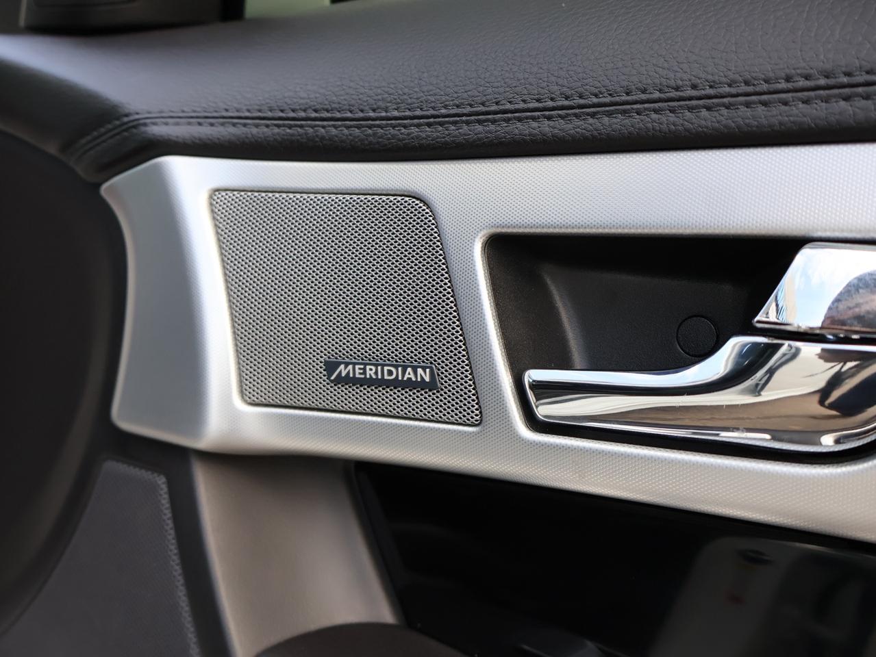 2015 Jaguar XF -Series 3.0 SPORT AWD CERTIFIED *JAGUAR MAINTAIN* CAMERA NAV BLUETOOTH LEATHER HEATED SEATS/STEERING SUNROOF CRUISE ALLOYS Photo