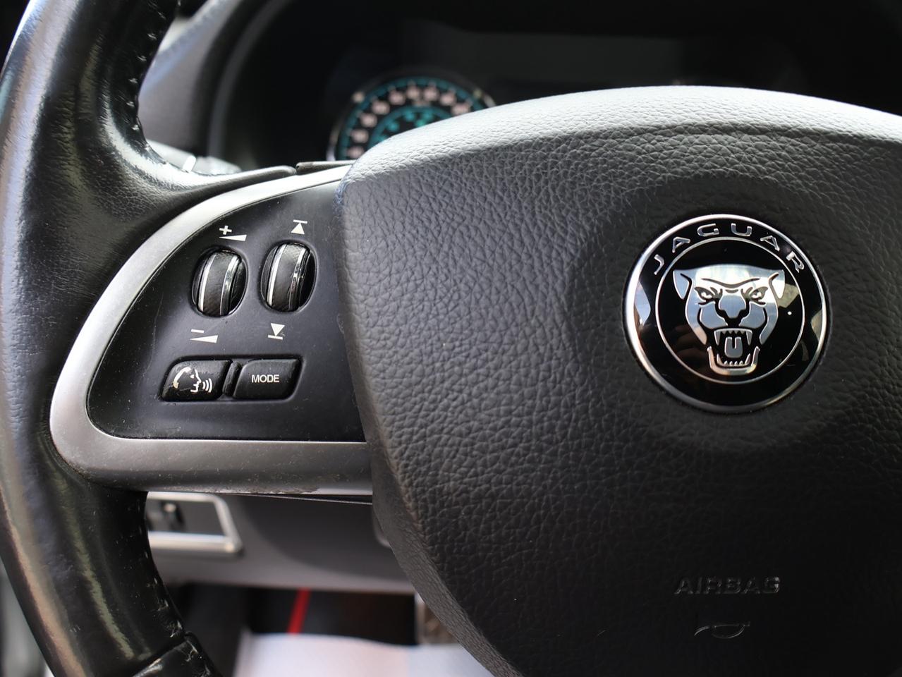 2015 Jaguar XF -Series 3.0 SPORT AWD CERTIFIED *JAGUAR MAINTAIN* CAMERA NAV BLUETOOTH LEATHER HEATED SEATS/STEERING SUNROOF CRUISE ALLOYS Photo