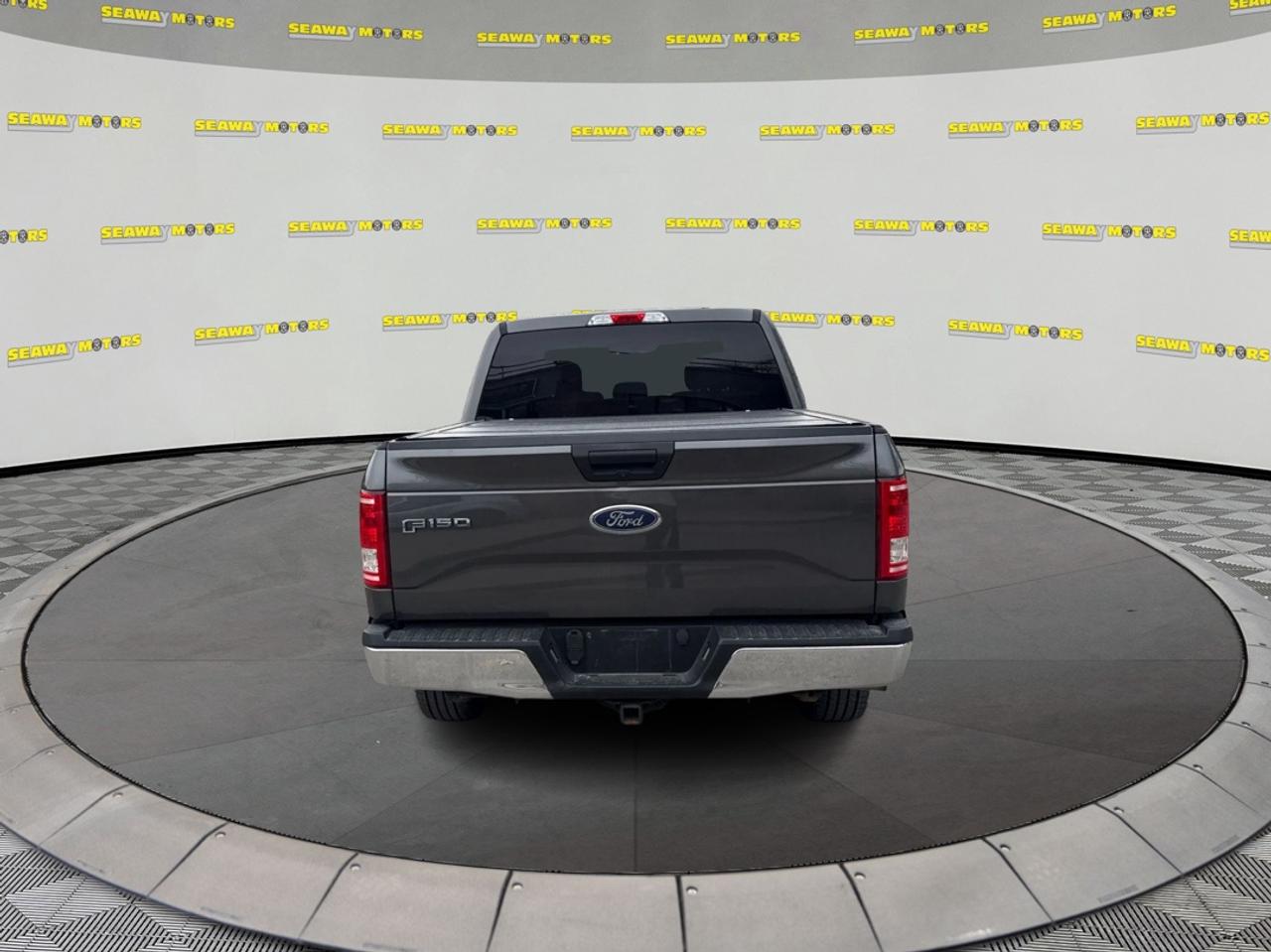 2017 Ford F-150 XLT Photo