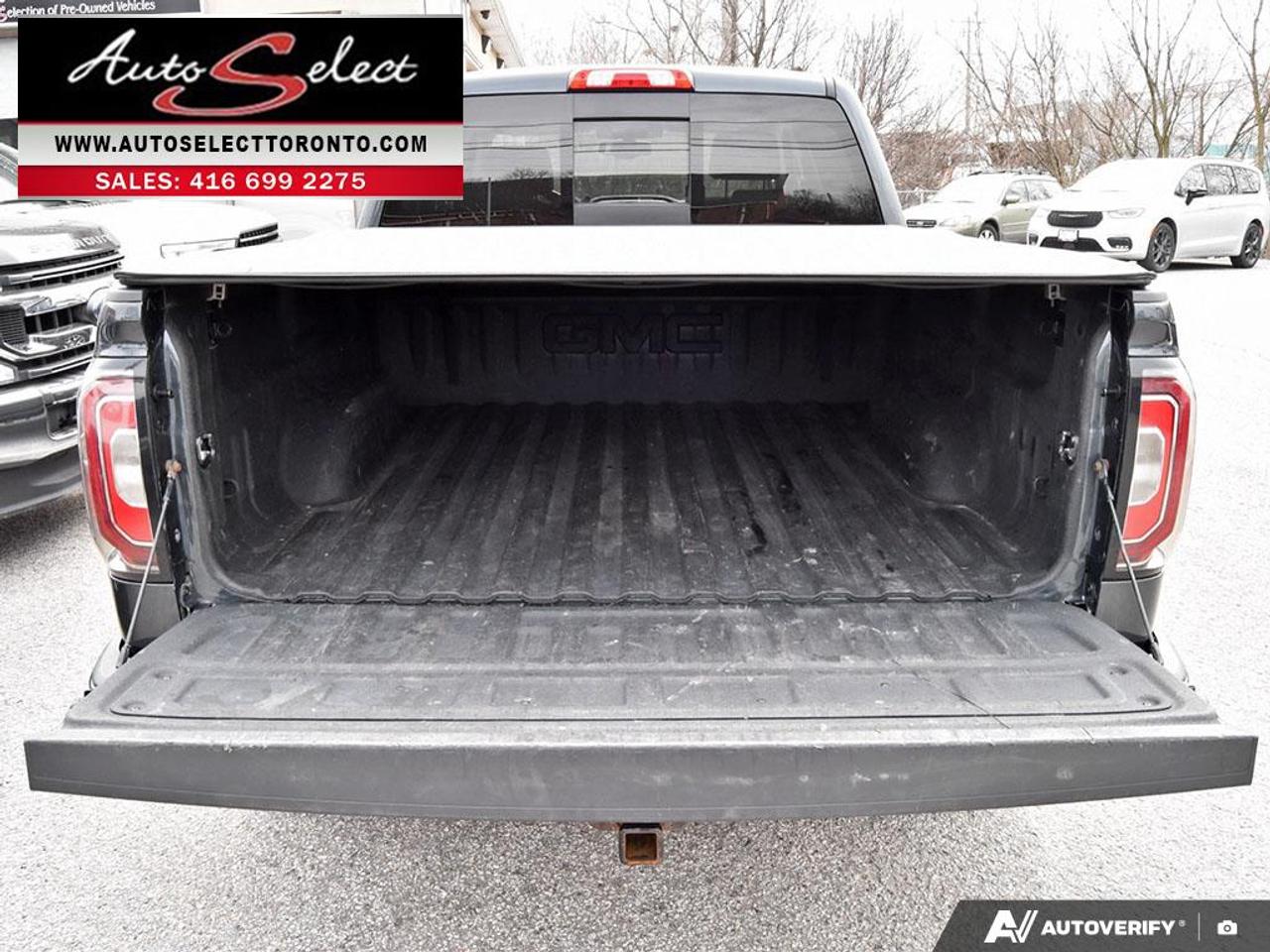 2017 GMC Sierra 1500 SLT 4WD - All Terrain Pkg - 5.3L V8 - Clean Carfax Photo