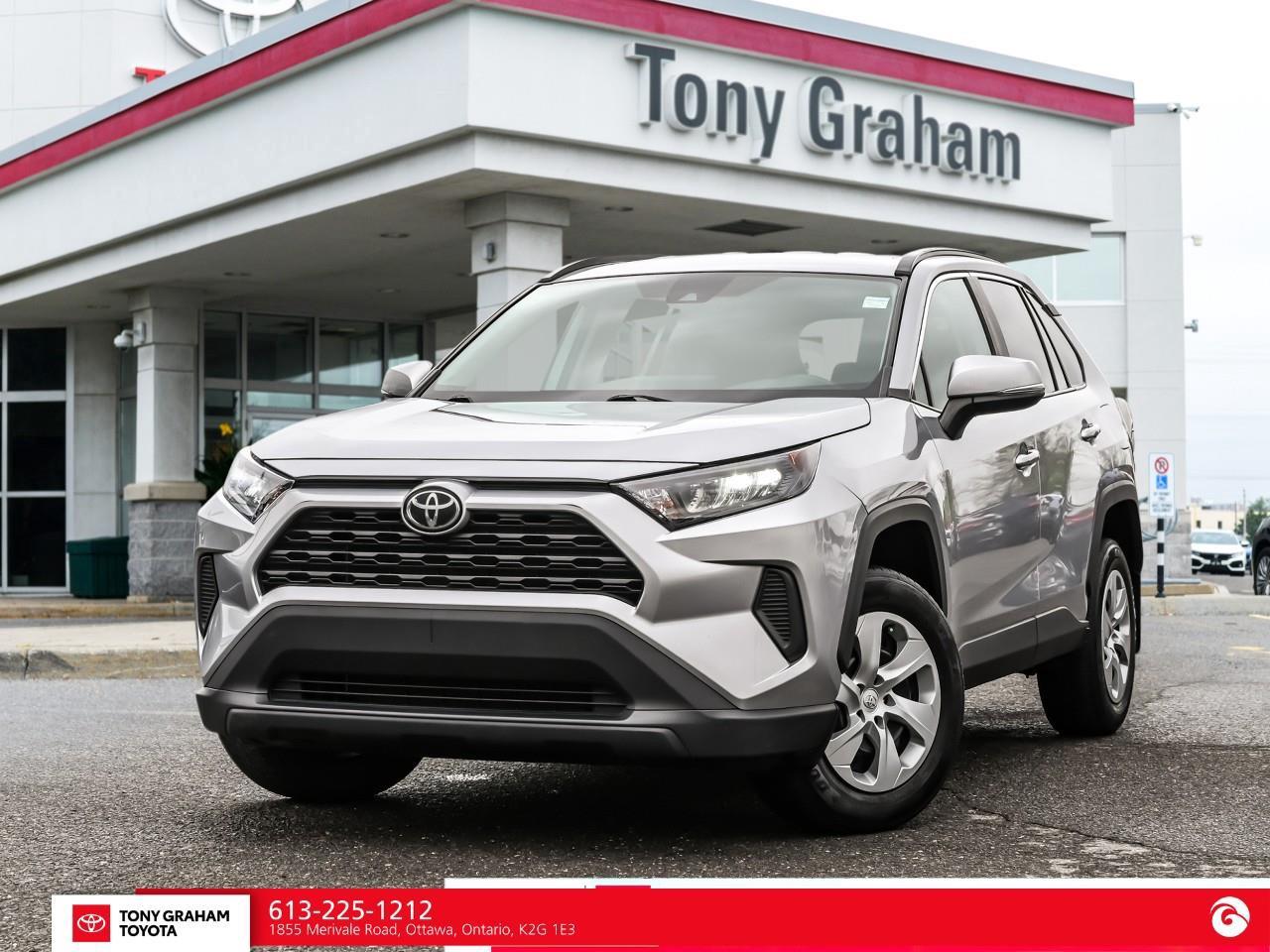 Used 2020 Toyota RAV4 LE for sale in Ottawa, ON