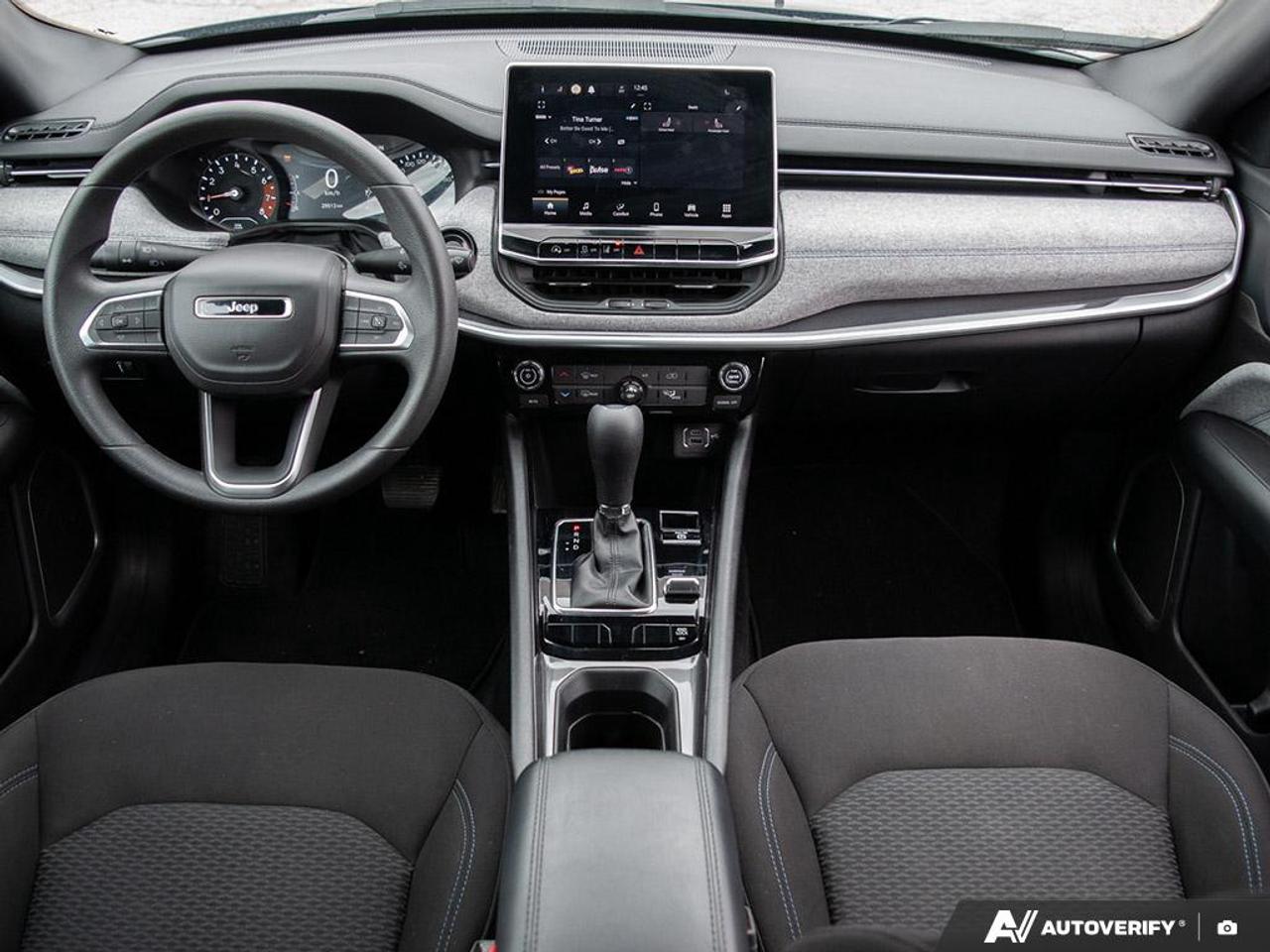 2024 Jeep Compass Sport Photo