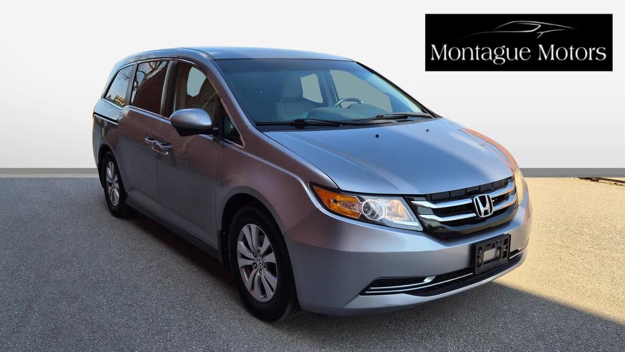 2016 Honda Odyssey EX Photo2