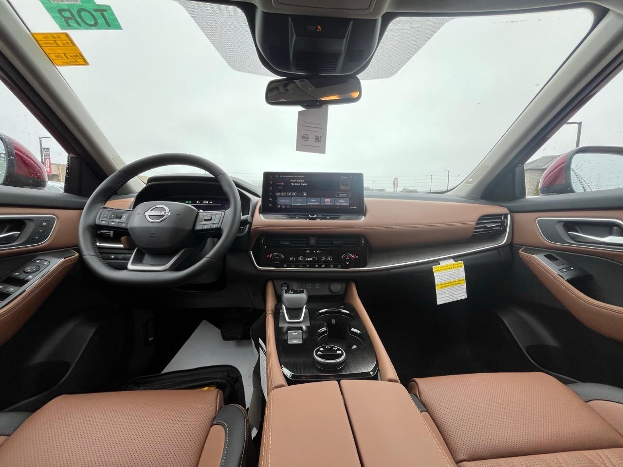 2026 Nissan Rogue AWD Platinum Photo