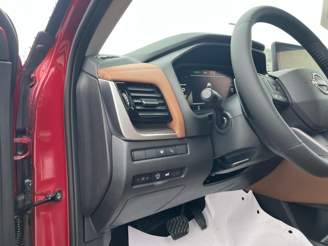 2026 Nissan Rogue AWD Platinum Photo