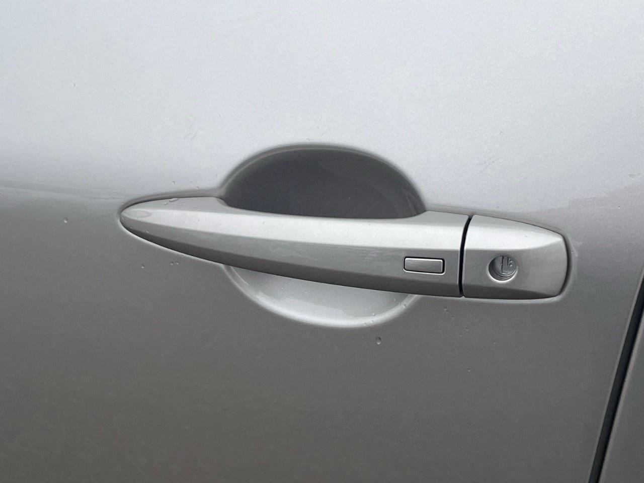 2026 Nissan Rogue AWD Platinum Photo