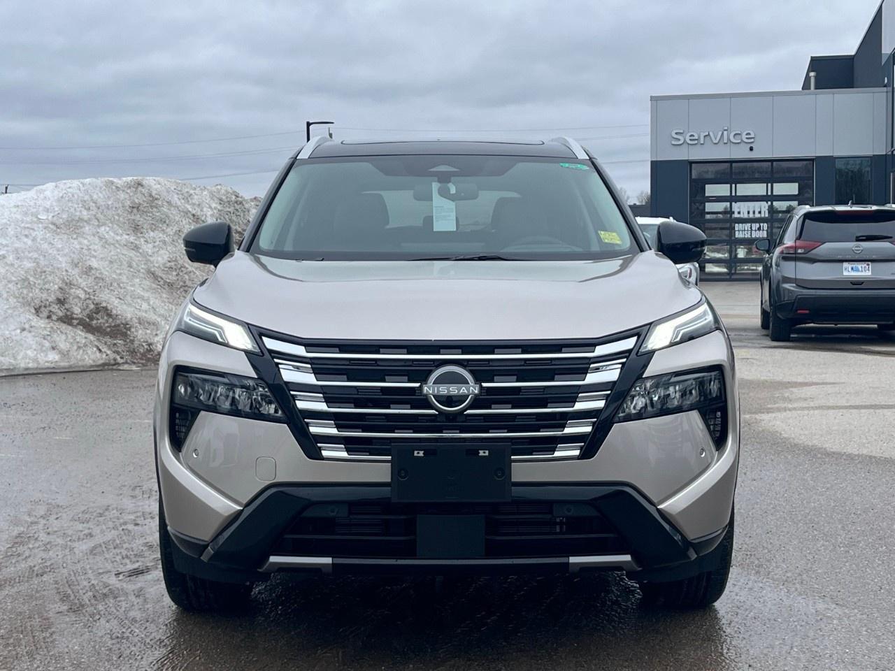 2026 Nissan Rogue AWD Platinum Photo