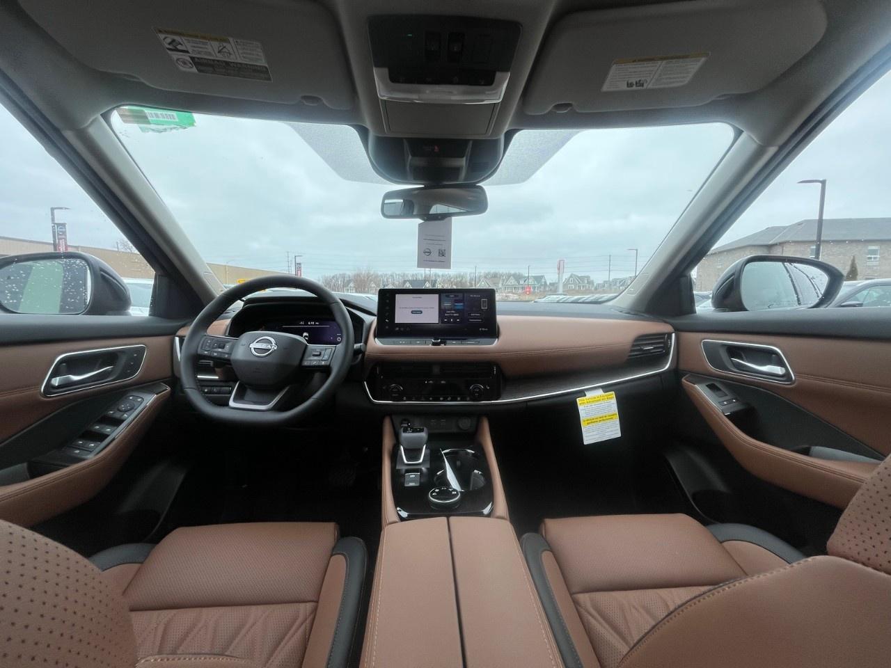 2026 Nissan Rogue AWD Platinum Photo