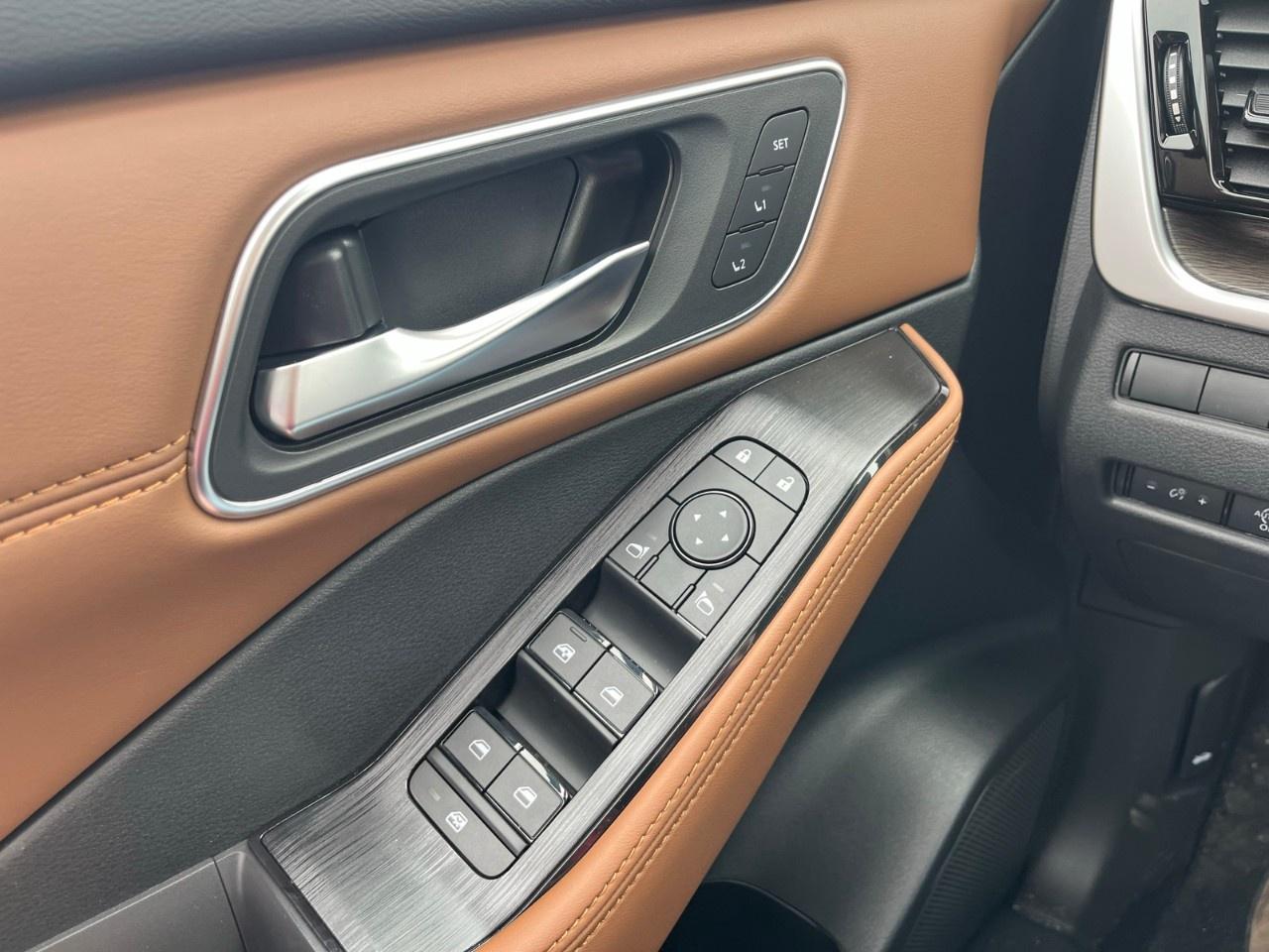 2026 Nissan Rogue AWD Platinum Photo