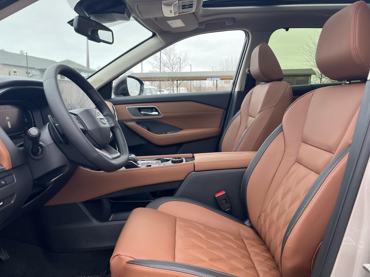 2026 Nissan Rogue AWD Platinum Photo