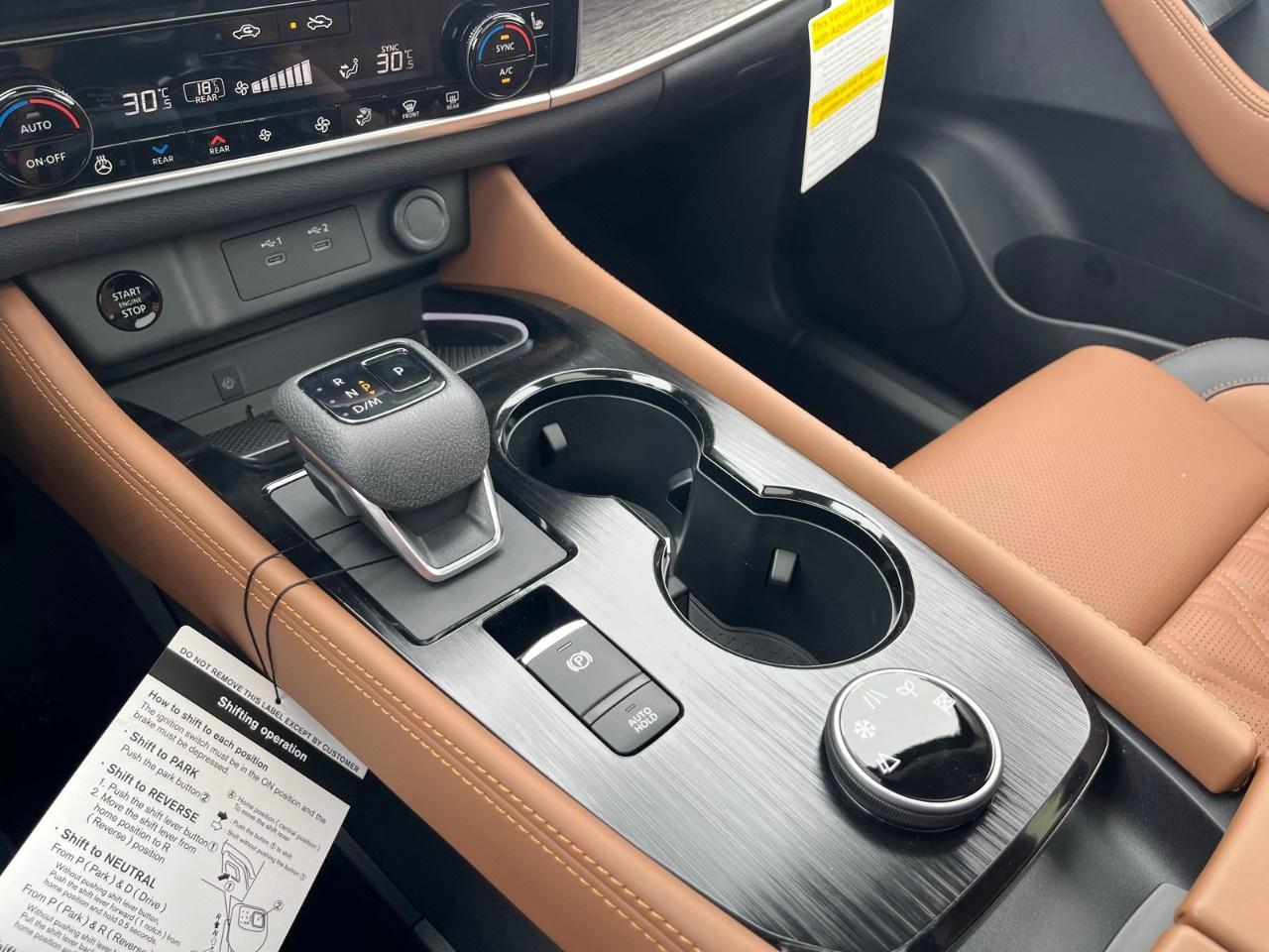 2026 Nissan Rogue AWD Platinum Photo