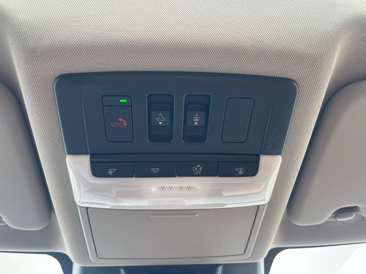 2026 Nissan Rogue AWD Platinum Photo