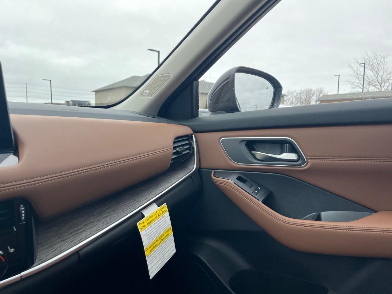 2026 Nissan Rogue AWD Platinum Photo