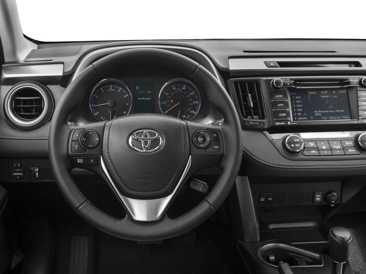 2017 Toyota RAV4 AWD 4dr XLE Photo