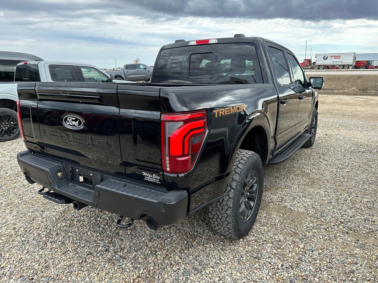 2026 Ford F-150 TREMOR 4WD SuperCrew 5.5' Box 402A Photo3