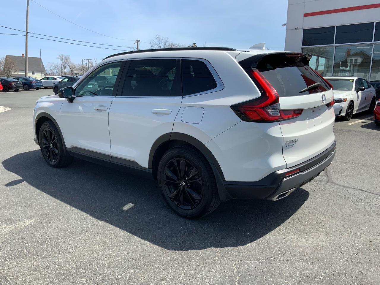 2023 Honda CR-V Hybrid Touring Photo